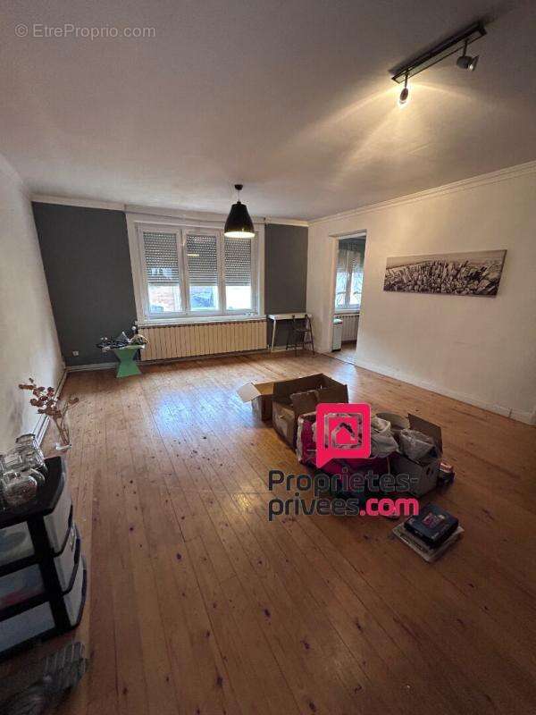 Appartement à HAILLICOURT