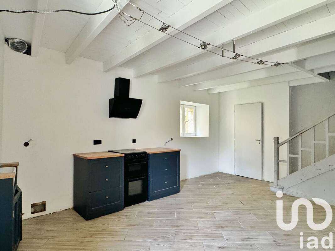 Photo 3 - Maison à AIGRE