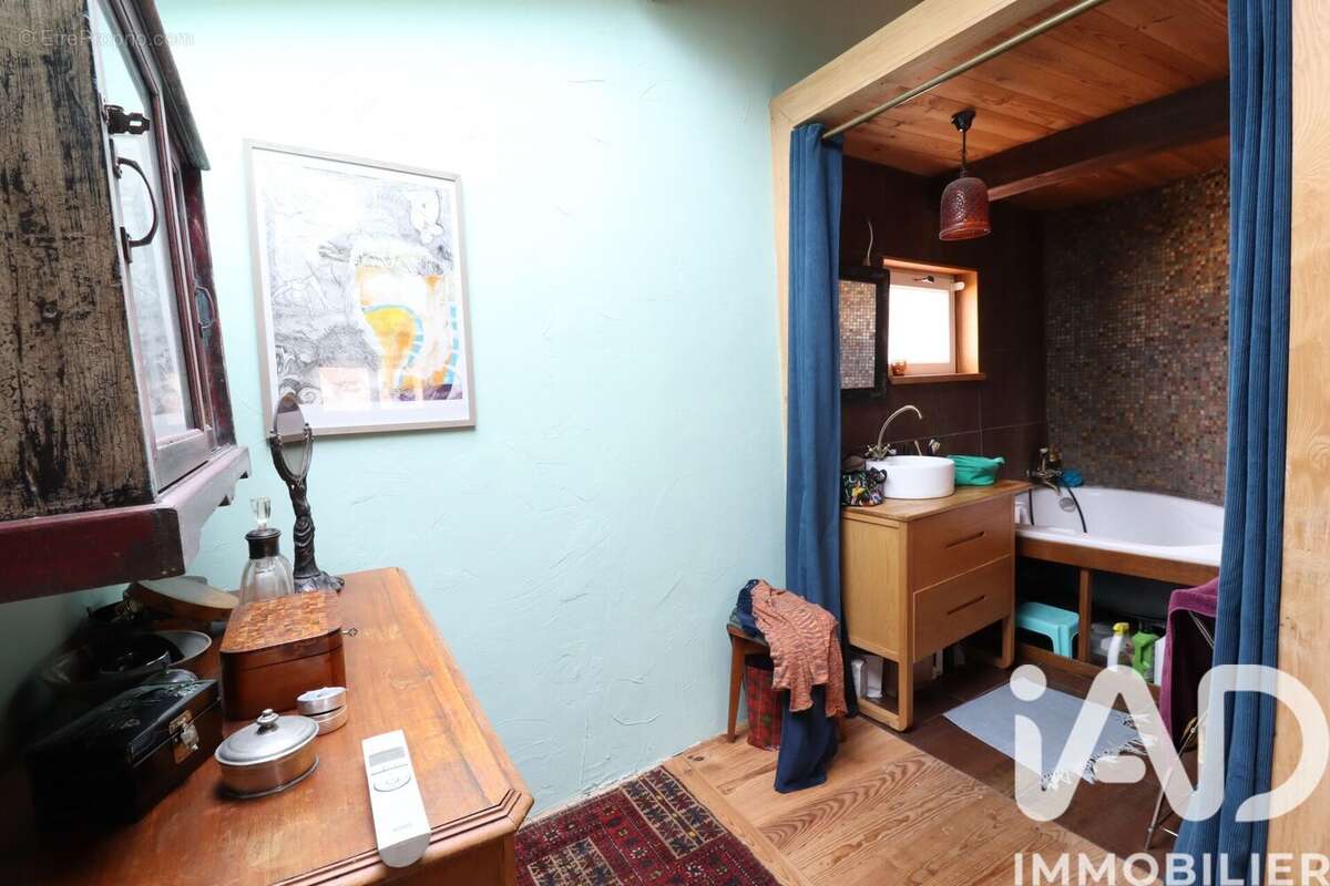 Photo 8 - Maison à ROMAGNAT