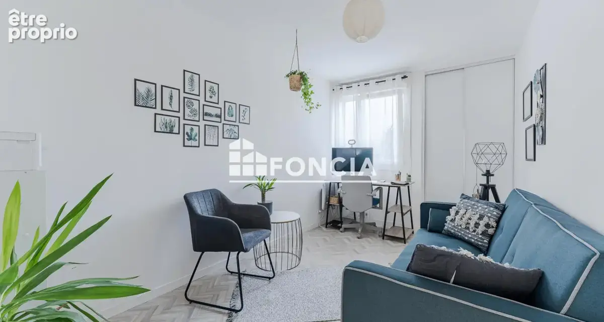 Appartement T4 avec balcon et stationnement – Saint-Avertin - photo 5
