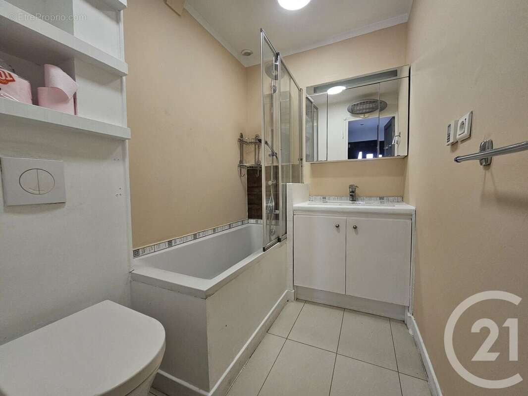 Maison 94 m² à Villeneuve-Loubet  - photo 21