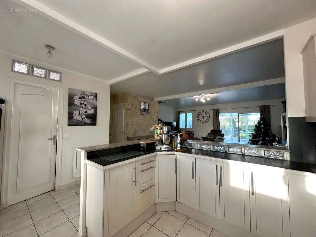 Maison à MONTIGNY-LES-CORMEILLES