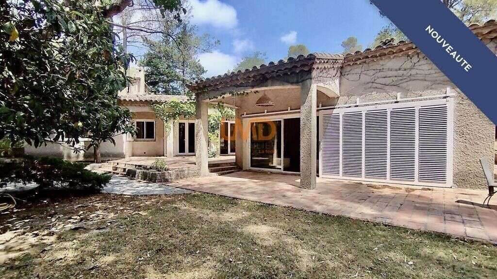 adresse d'exception-villa plain pied-parc arboré-beaux volumes - photo 18