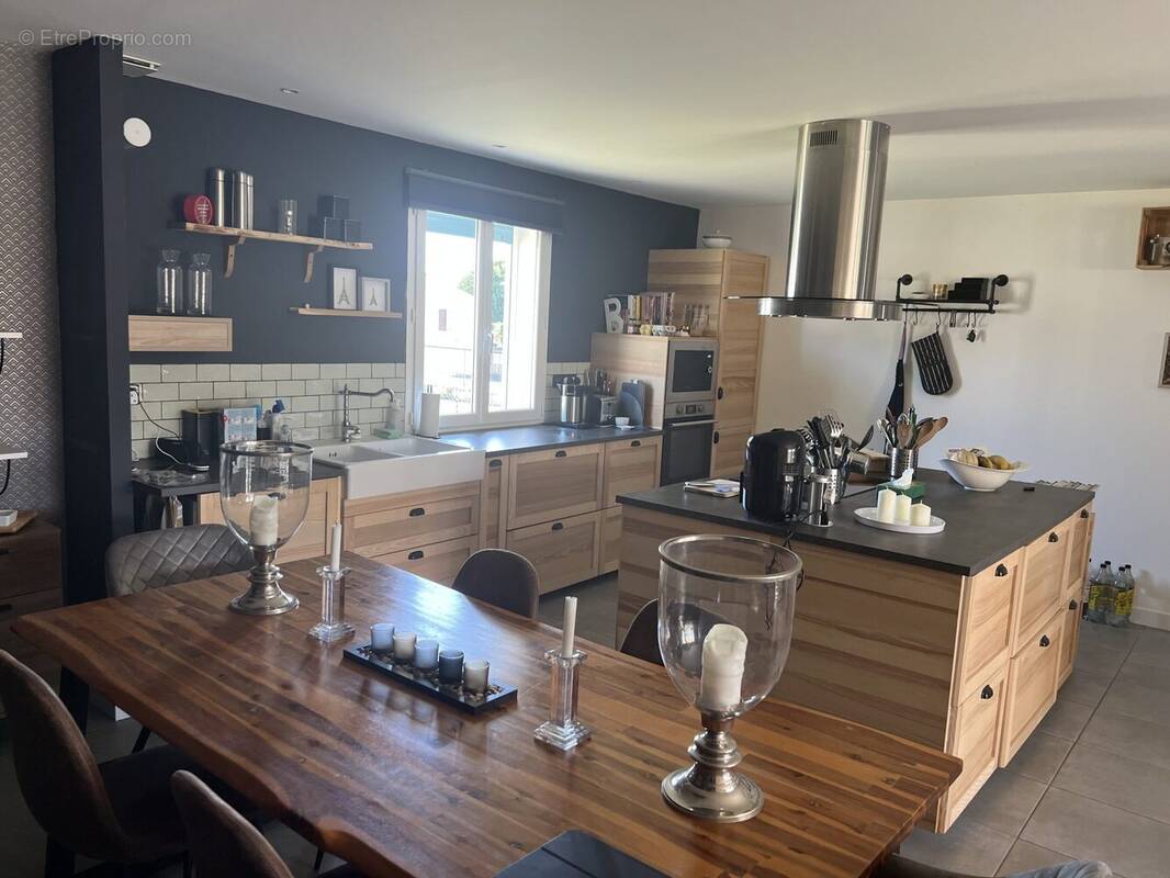 Maison 91 m² à Espalais  - photo 3