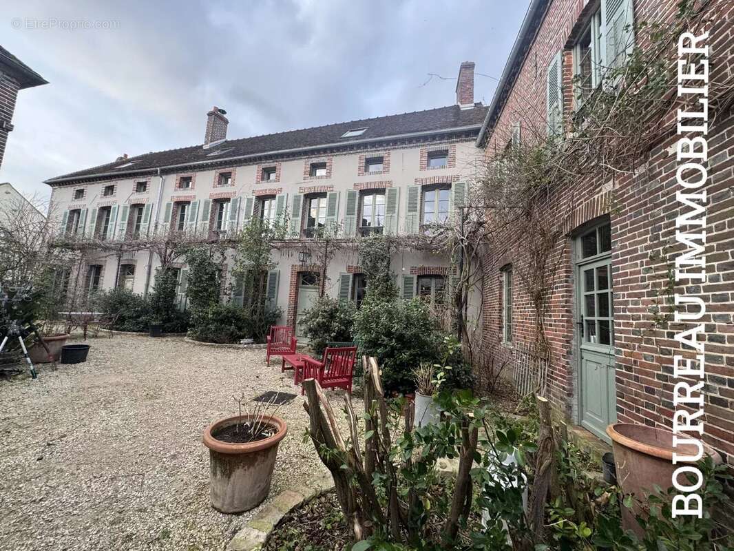 Maison à CEZY