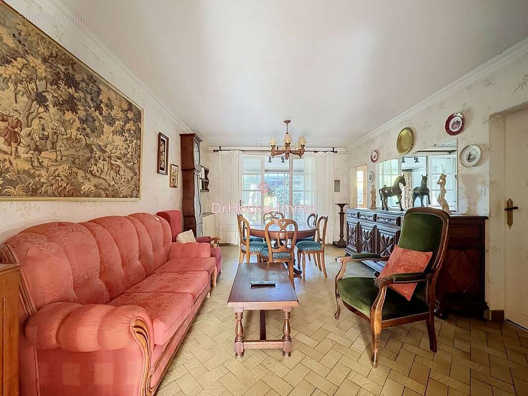 Maison 94 m² à Bergerac  - photo 5