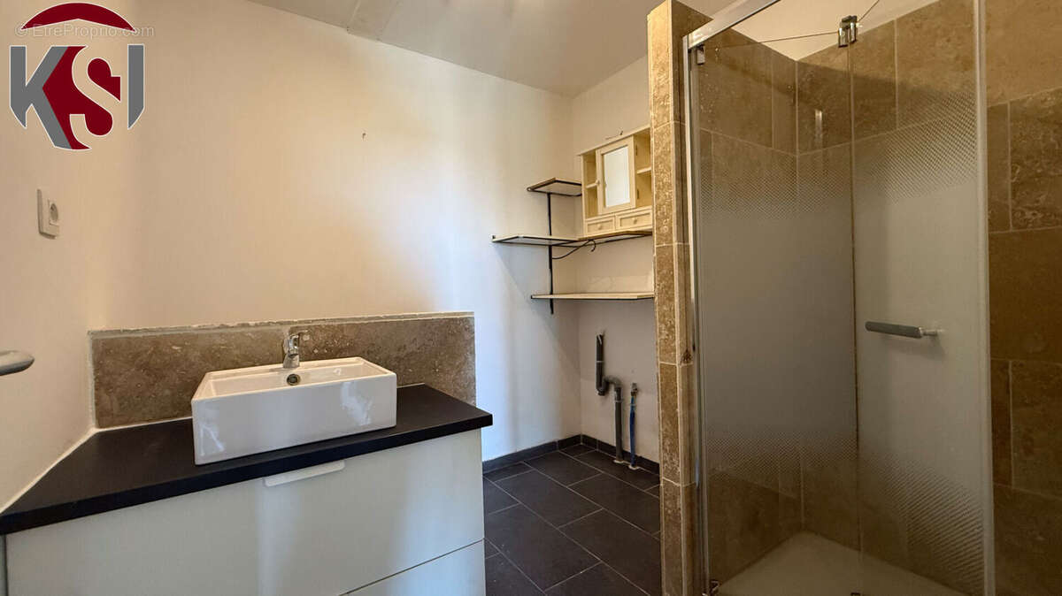 Villa t5 sur 450 m2 de terrain clos terrasse et  vaste garage - photo 6
