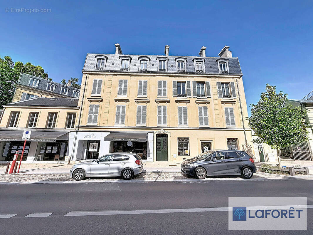 Appartement à VERSAILLES