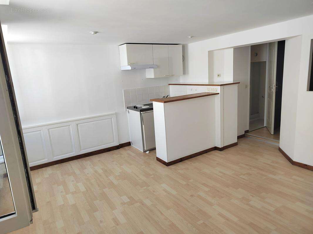 Appartement rénové - photo 3