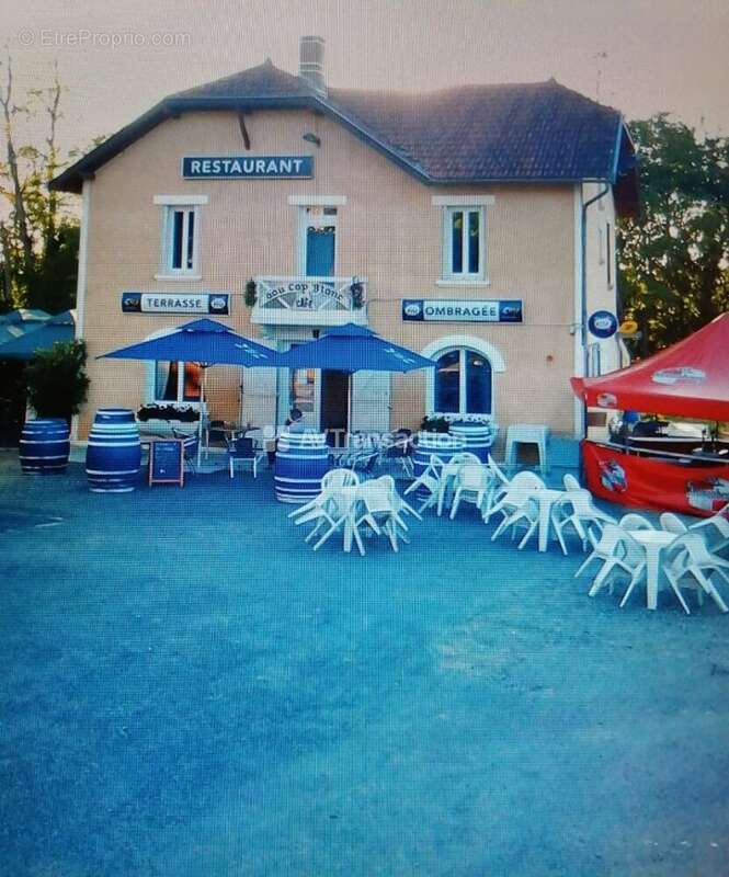 Commerce à MONLEZUN-D'ARMAGNAC