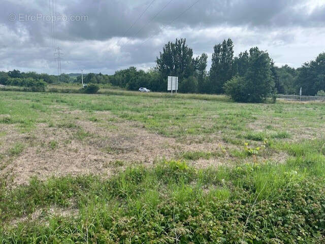 Terrain à VILLENEUVE-SUR-LOT