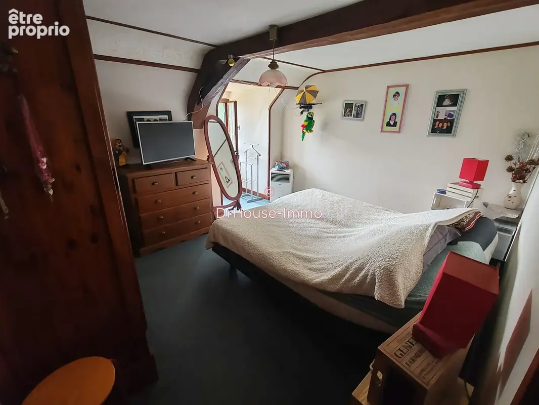 Maison 7 pièces 205 m² à vendre à Antogny-Le-Tillac (37800) - photo 16