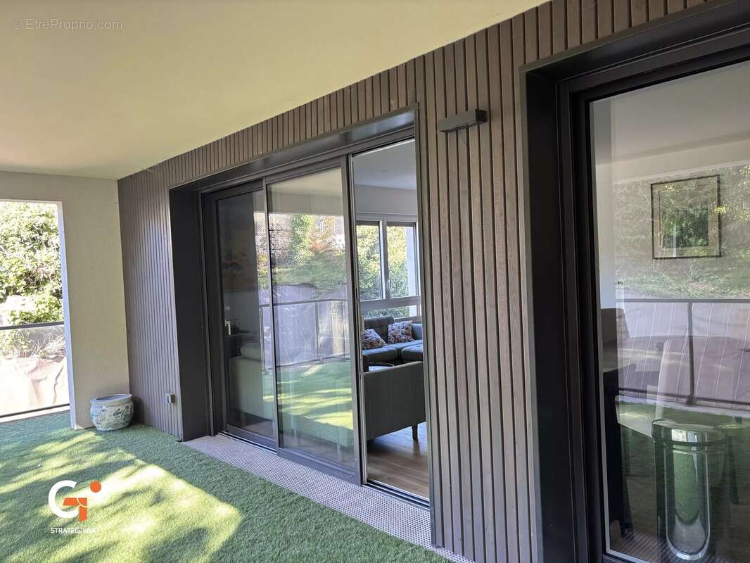 Appartement à MONT-SAINT-AIGNAN