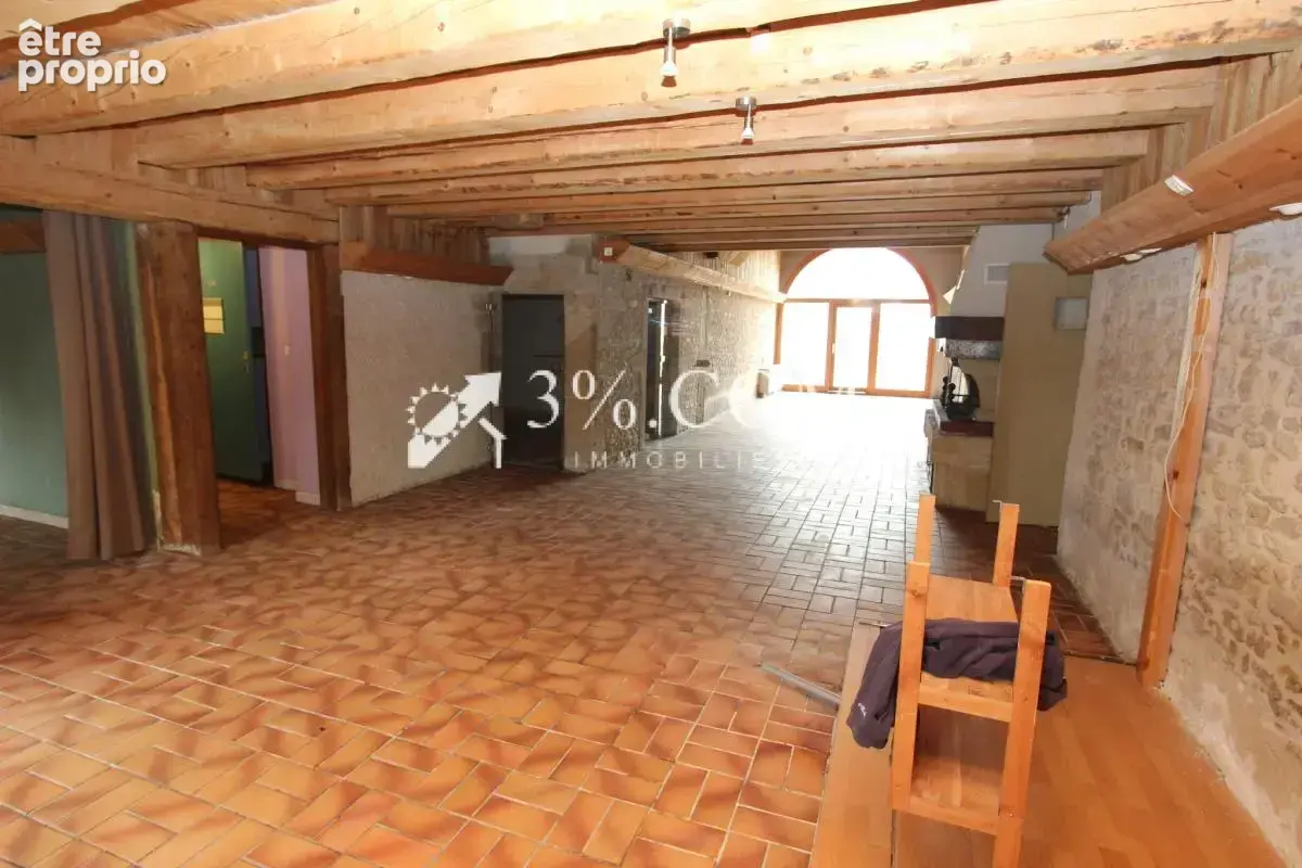 Immeuble de rapport 2 appartements 1 ancien restaurant - photo 12