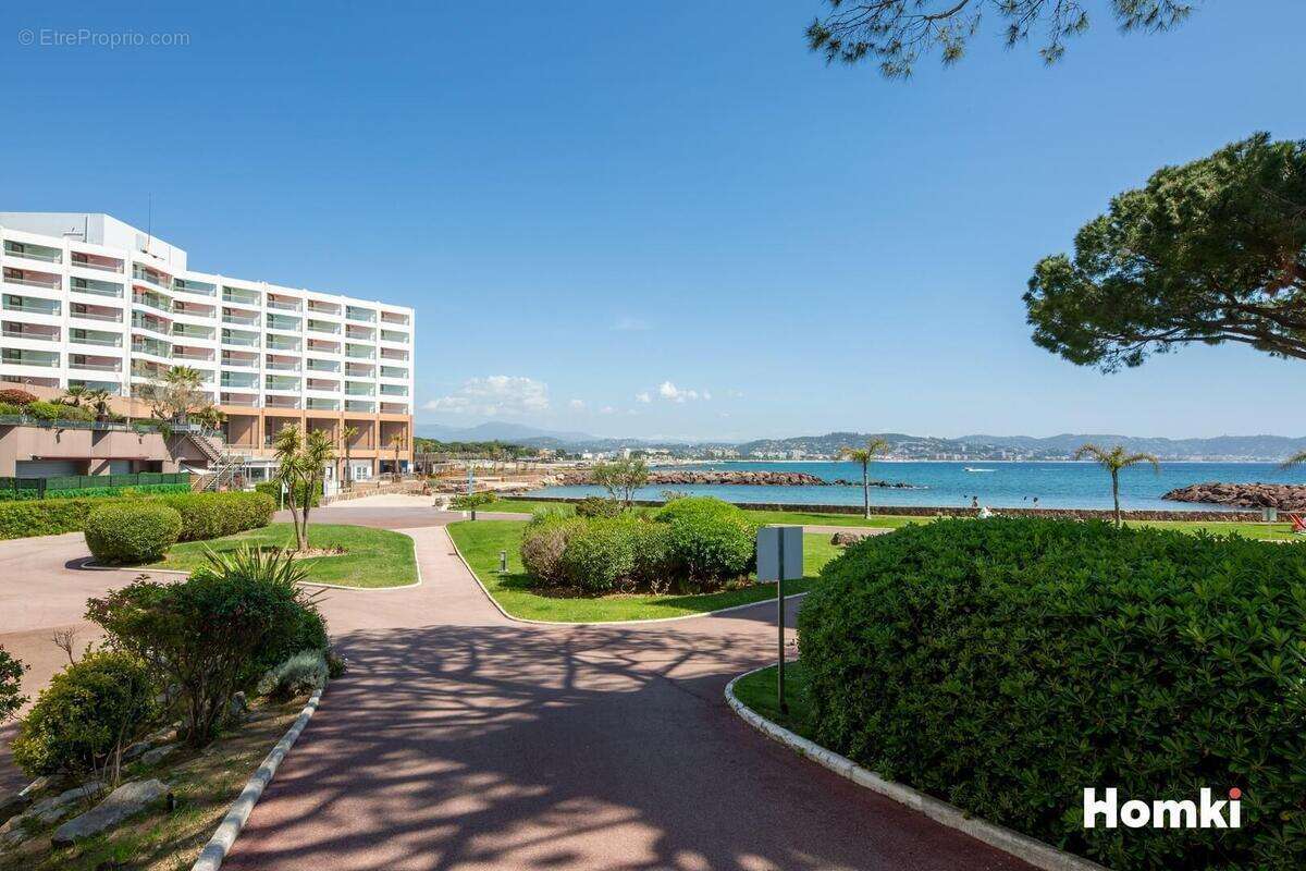 Appartement à MANDELIEU-LA-NAPOULE