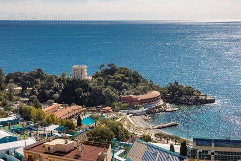 Appartement à ROQUEBRUNE-CAP-MARTIN