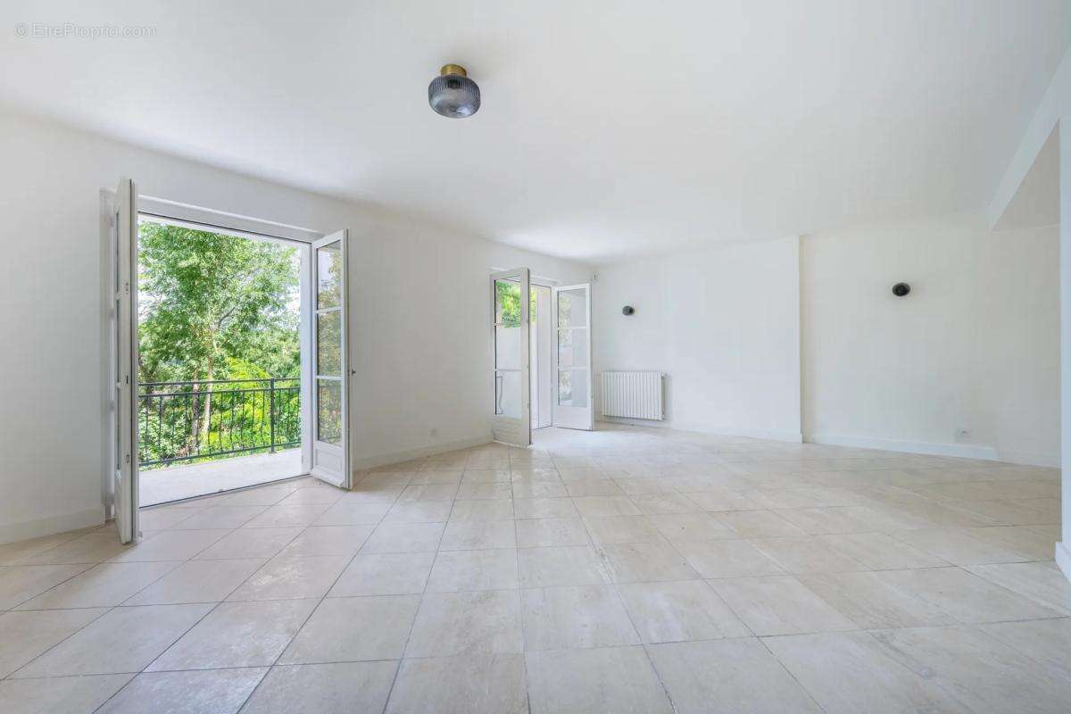 Maison de 10 pièces de 248 m² à Pontoise - photo 6