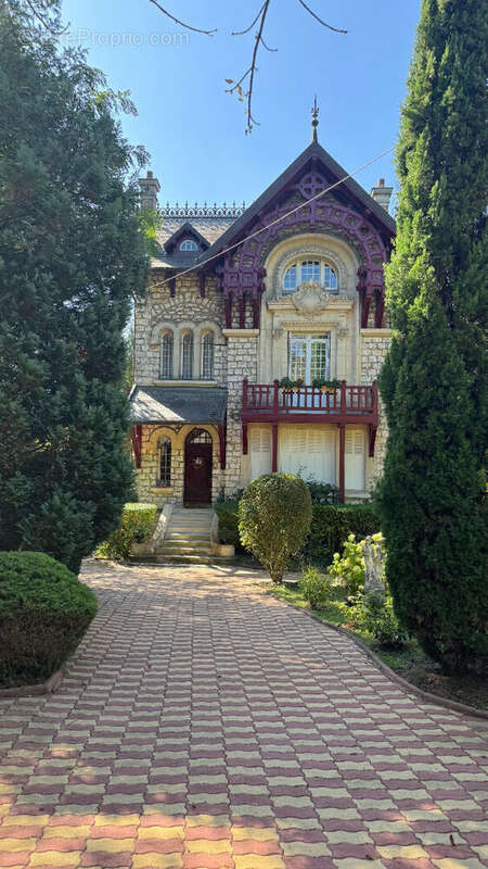 Maison à MONTMORENCY