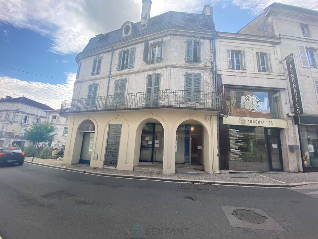 Maison à RIBERAC
