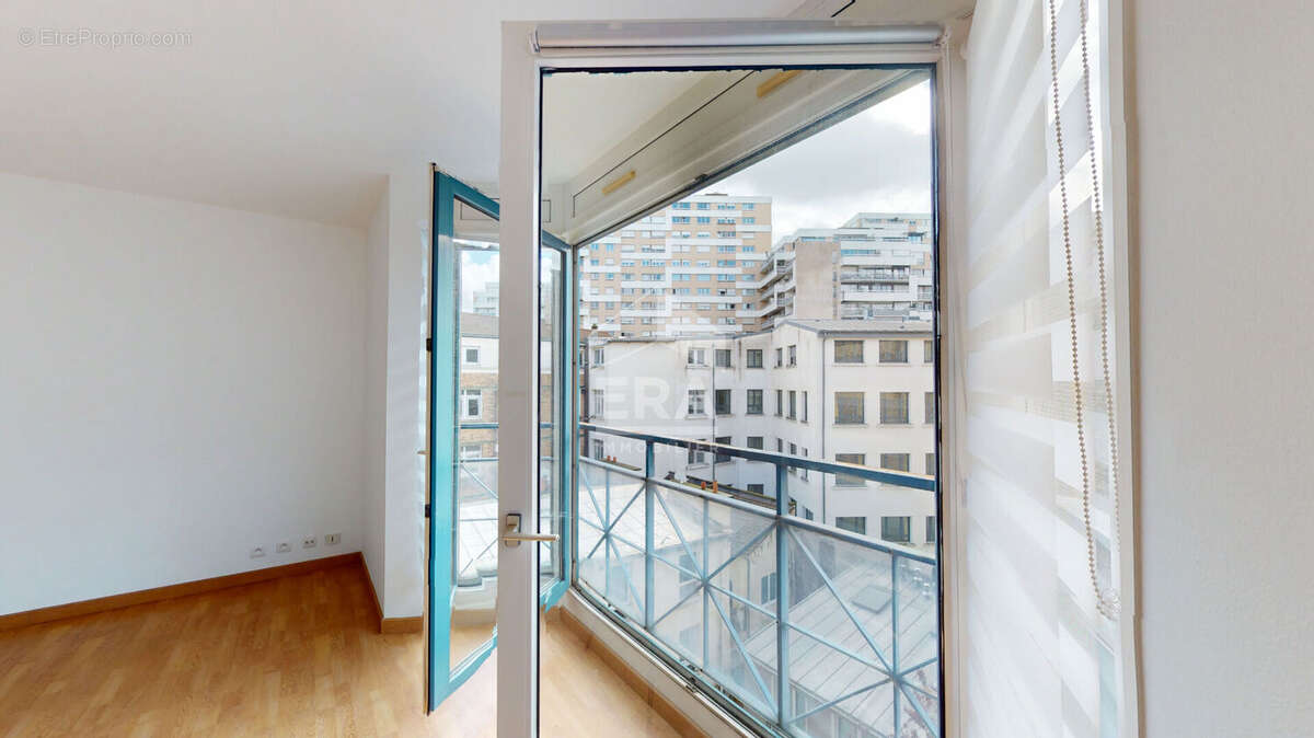 Appartement à PARIS-19E