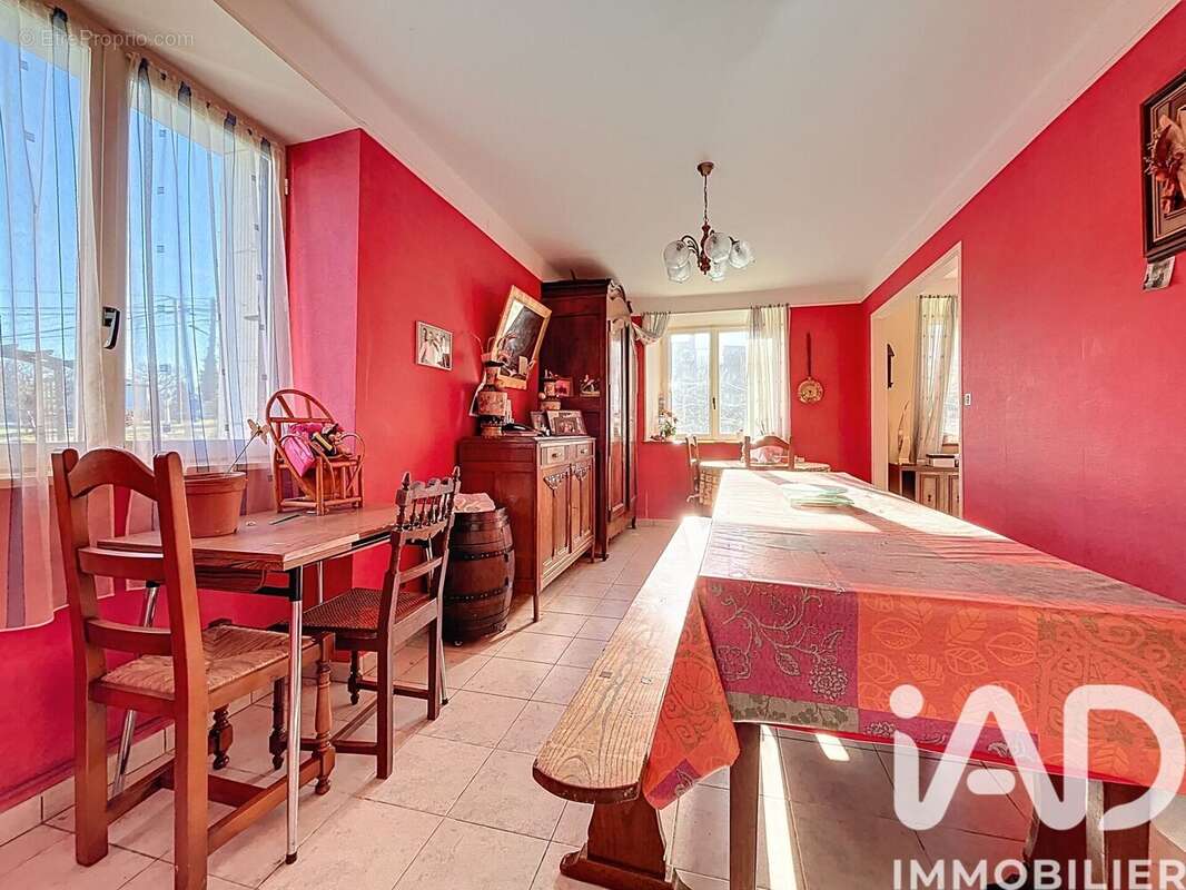 Photo 3 - Maison à EPINIAC