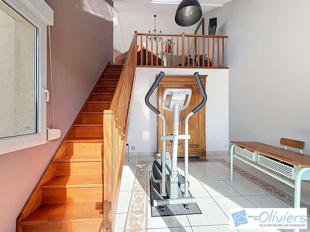 Maison à SAINT-REMY-LES-CHEVREUSE