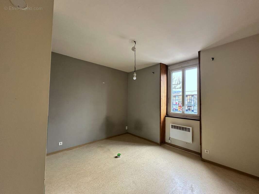 Appartement à DECAZEVILLE