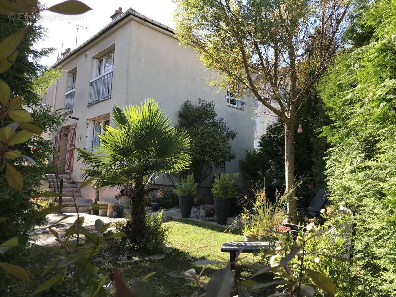 Maison à PRECY-SUR-OISE