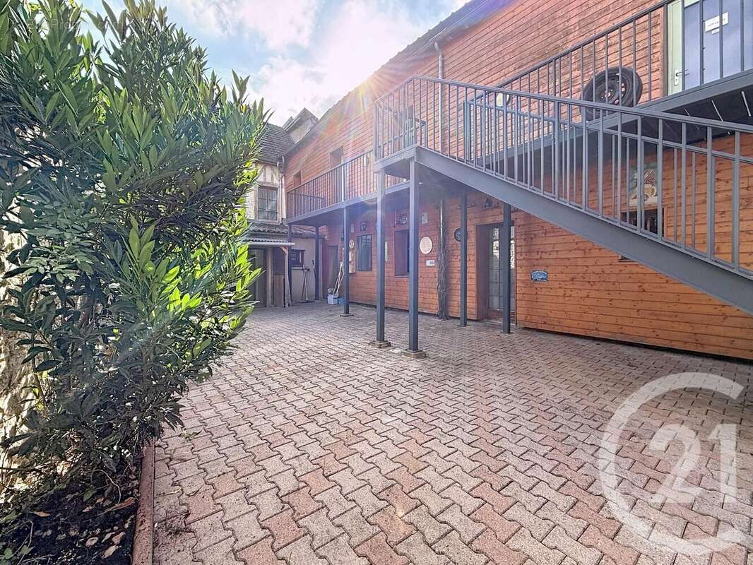 Autre à BAR-SUR-SEINE