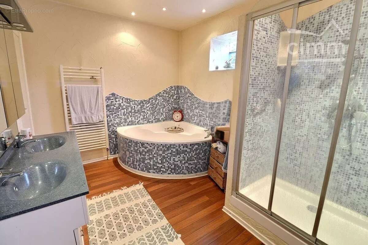 Maison à PETITE-ROSSELLE