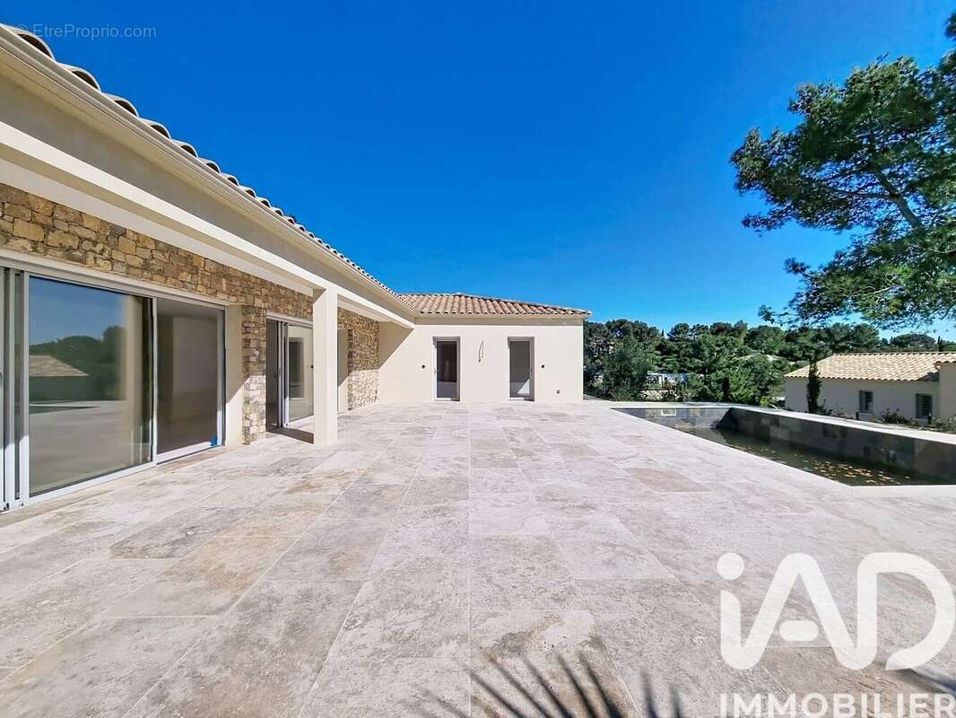 Photo 5 - Maison à NIMES