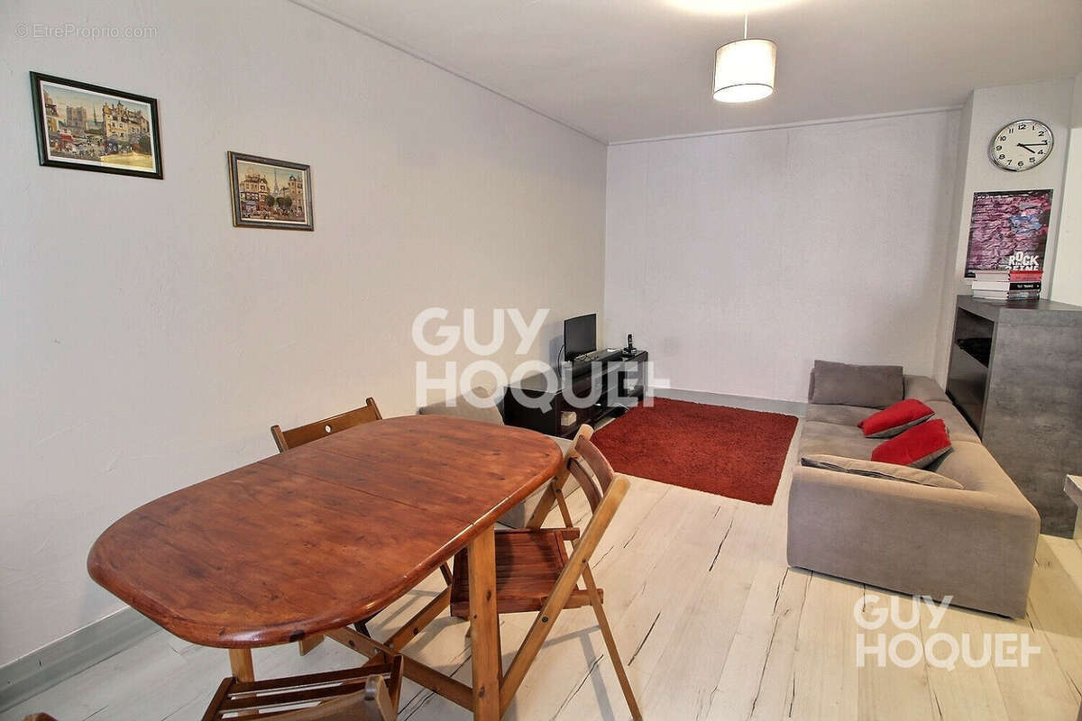 Appartement à CHAVILLE