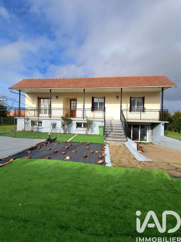 Photo 2 - Maison à BLENEAU