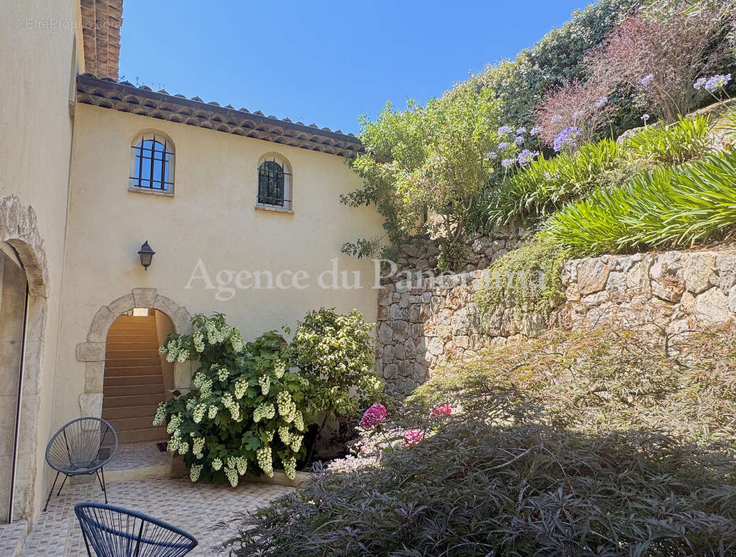 Maison à SPERACEDES