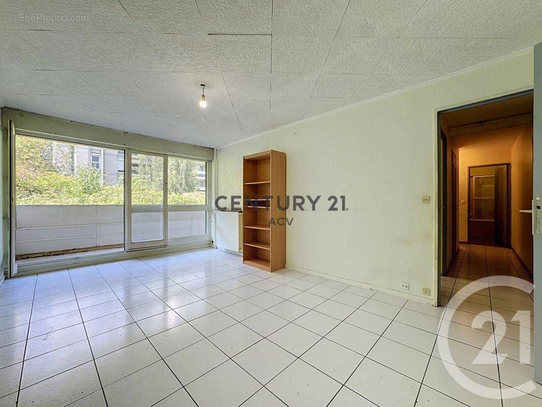 Appartement à MAISONS-ALFORT