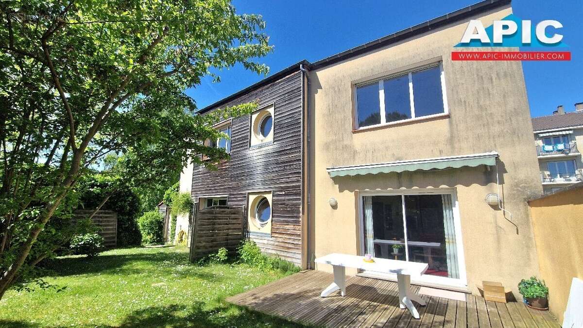 Appartement à SAINT-BRICE-SOUS-FORET