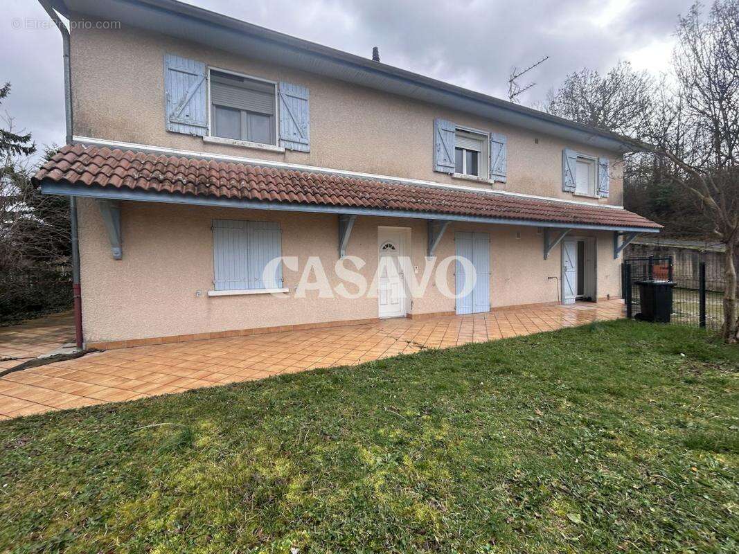 Appartement à ARTAS