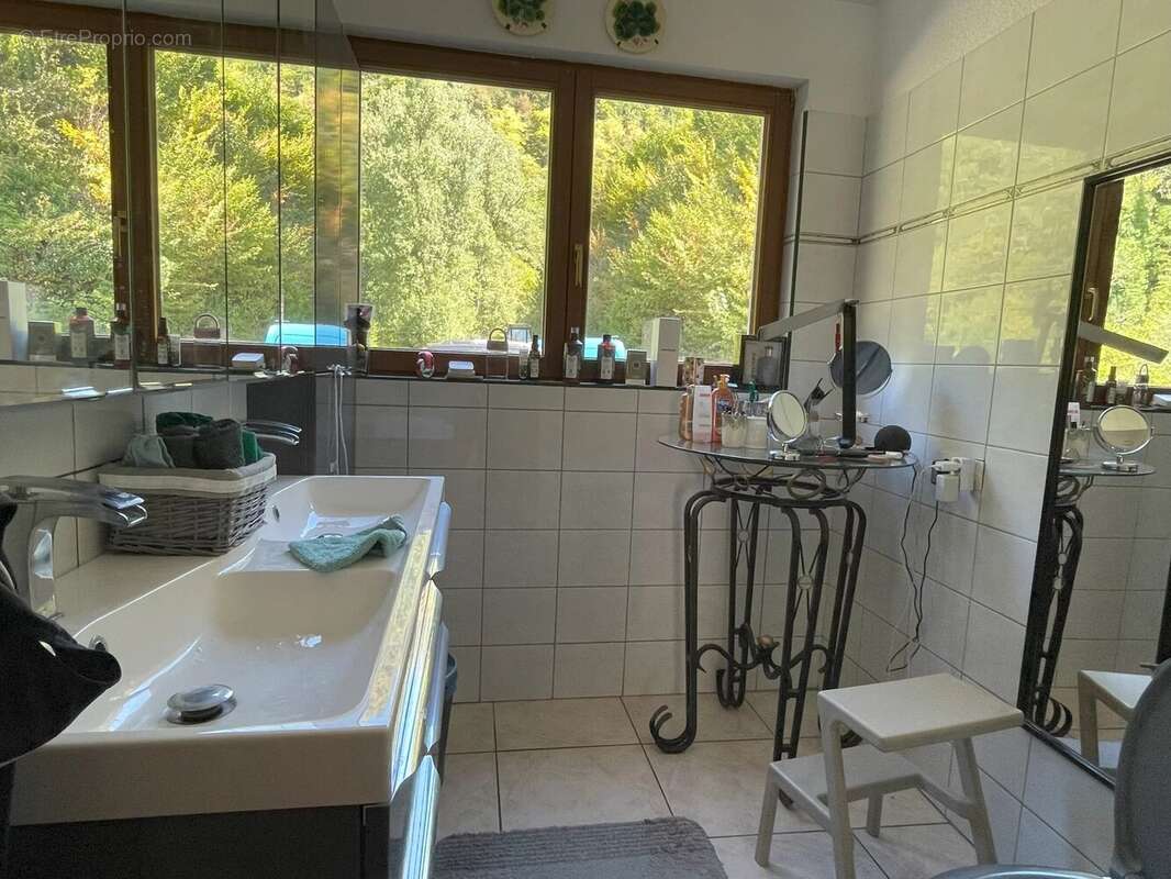 Maison à BAUME-LES-DAMES