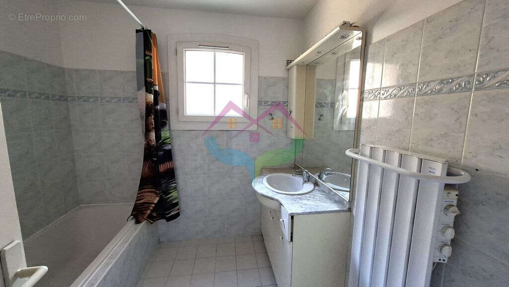Appartement à SAINT-RAPHAEL