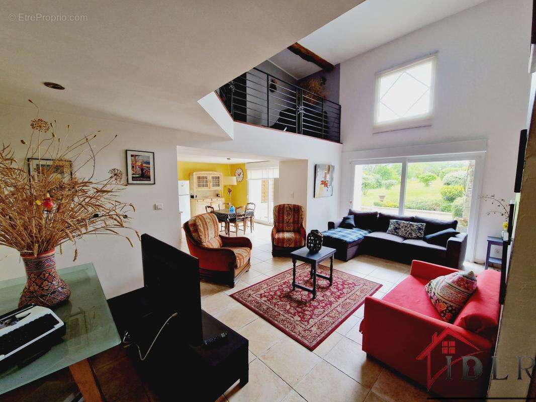 Maison à GUYONVELLE