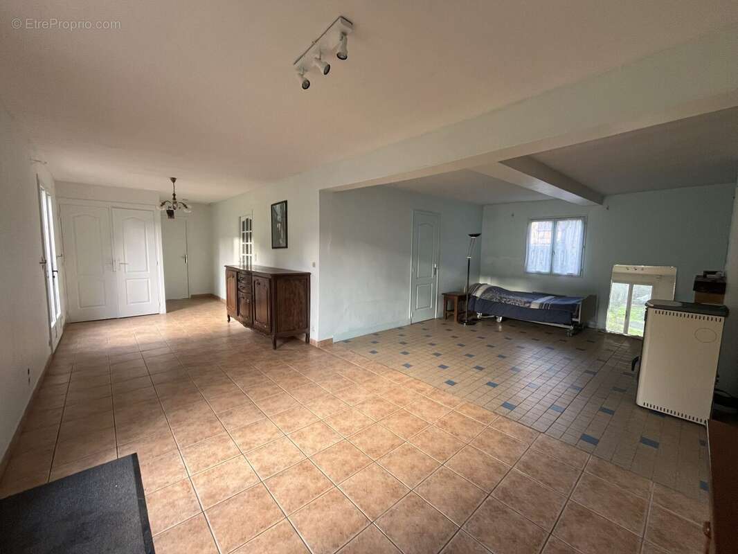 Maison à BEZANCOURT