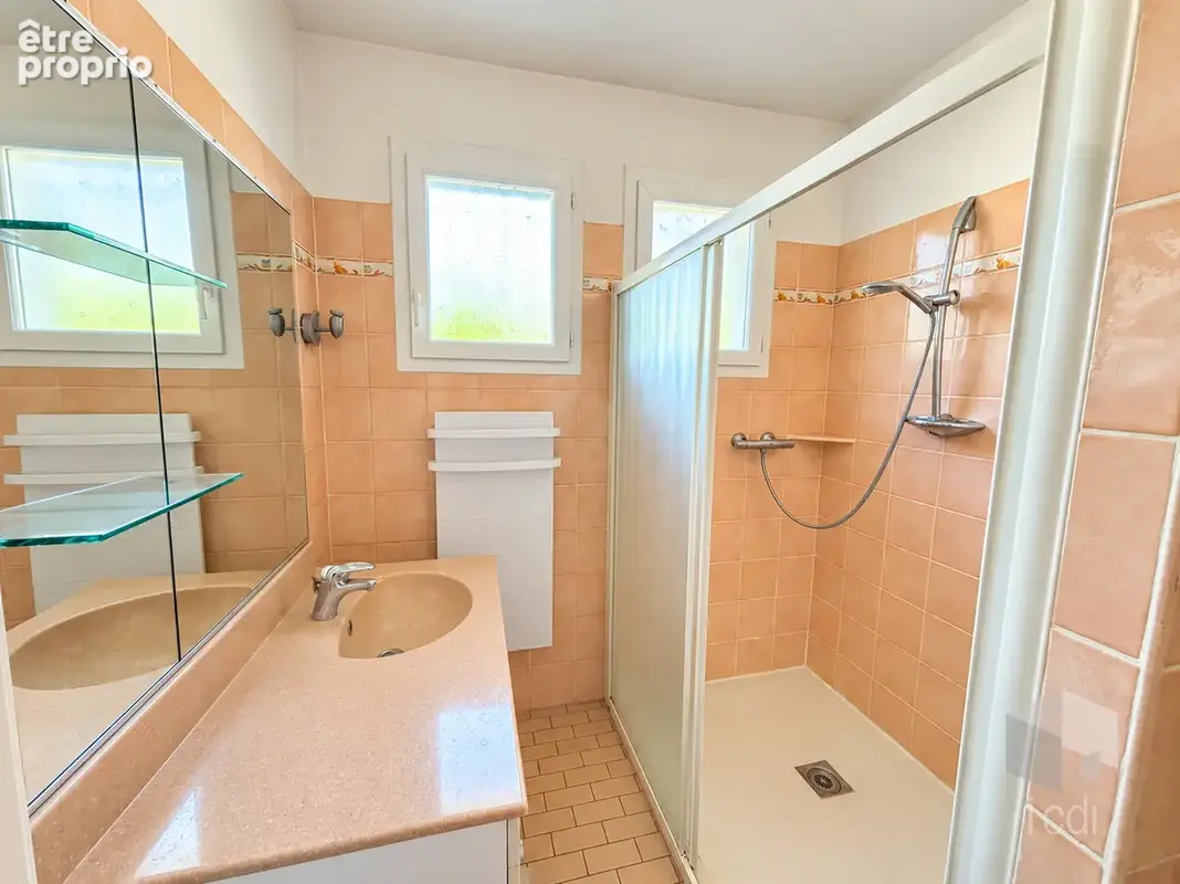 DONZERE, maison de plain pied de 110 m2 - photo 10
