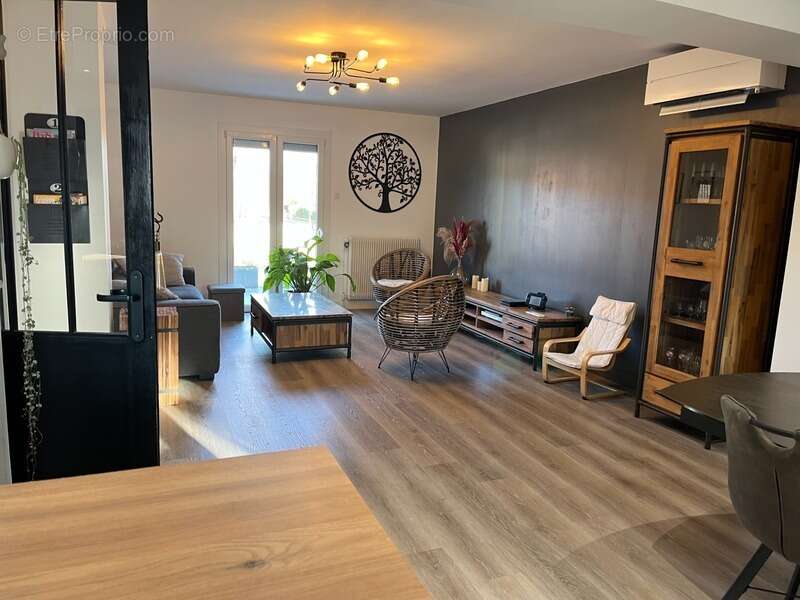 Maison à CHEVIGNY-SAINT-SAUVEUR