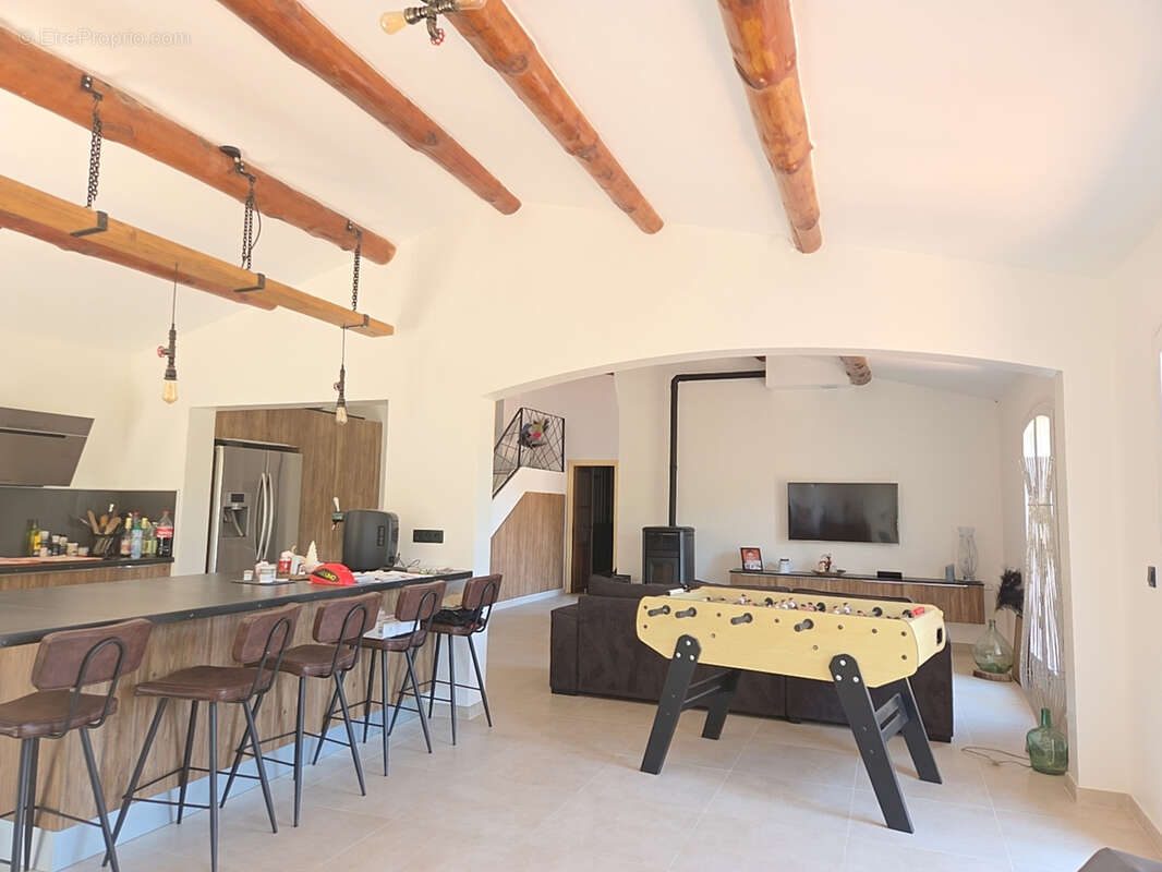 Maison à SOLLIES-VILLE