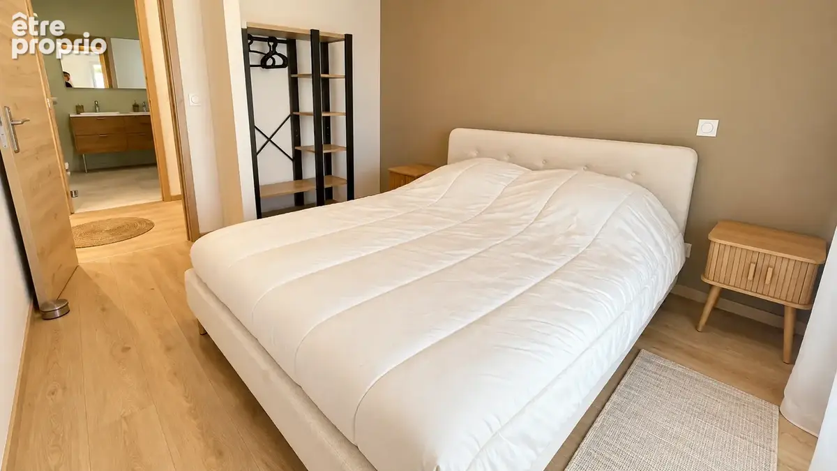 Saint-Pierre-le-Chastel   Belle maison contemporaine de plain-pied de 126 m2 - 4 chambres - photo 8