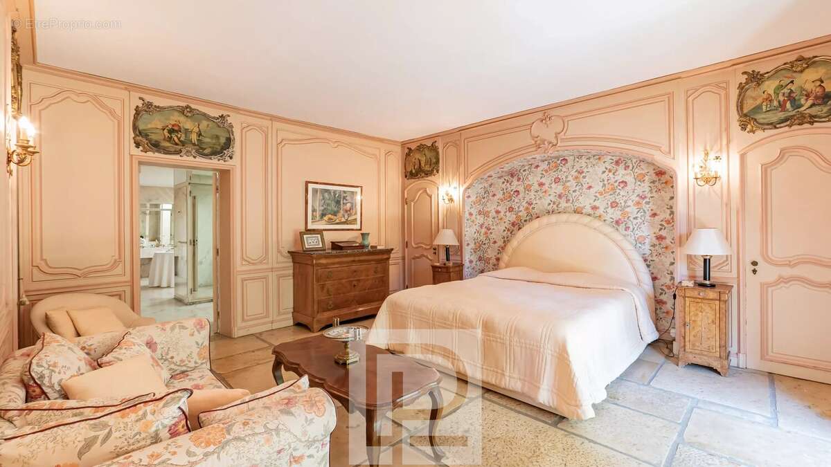 Maison à AURIBEAU-SUR-SIAGNE