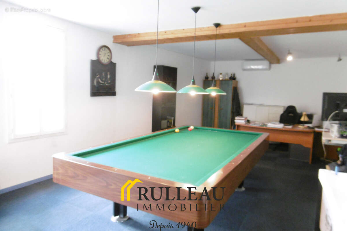 Maison à AMBARES-ET-LAGRAVE