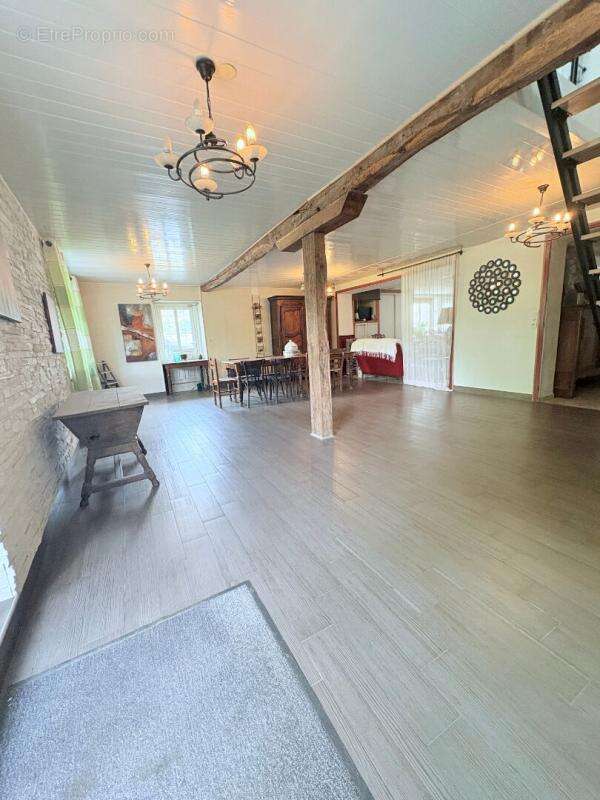 Maison à BROYE-AUBIGNEY-MONTSEUGNY