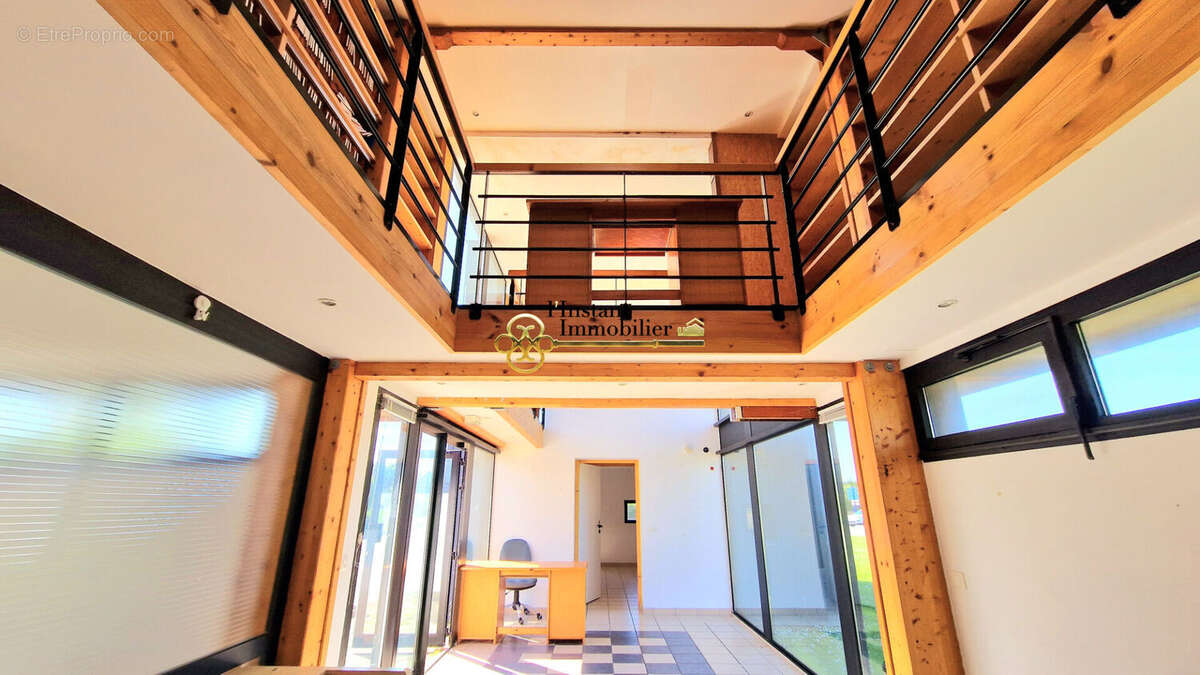 Commerce à PLOUGASNOU