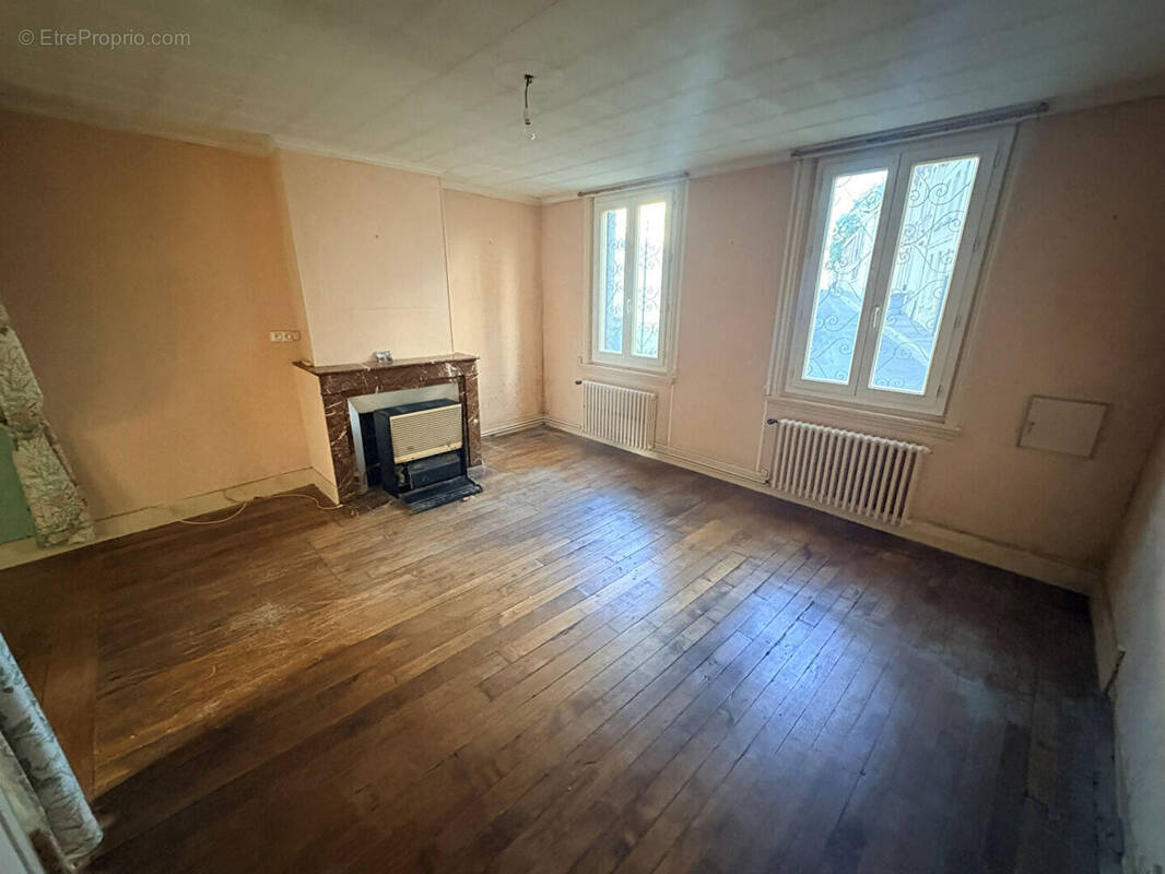 Appartement à SAINT-QUENTIN